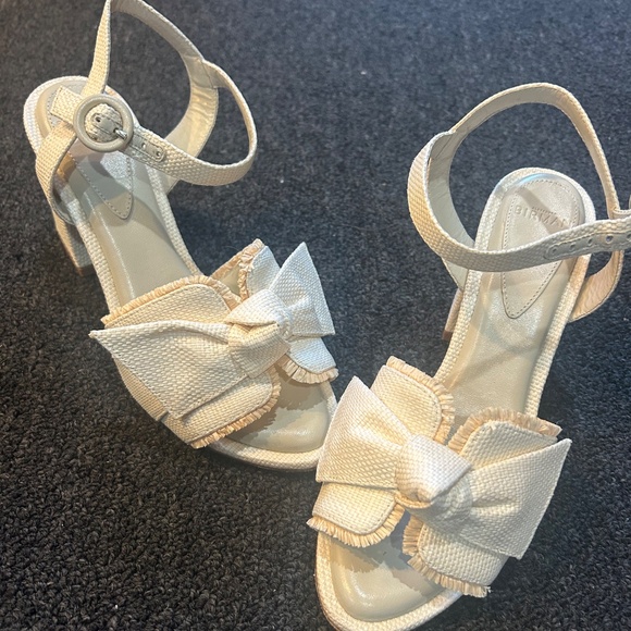 Alexandre Birman Maxi Clarita Woven Block Heel Sandals |Size 38 US 8 |Pearl |Bow - Picture 6 of 6